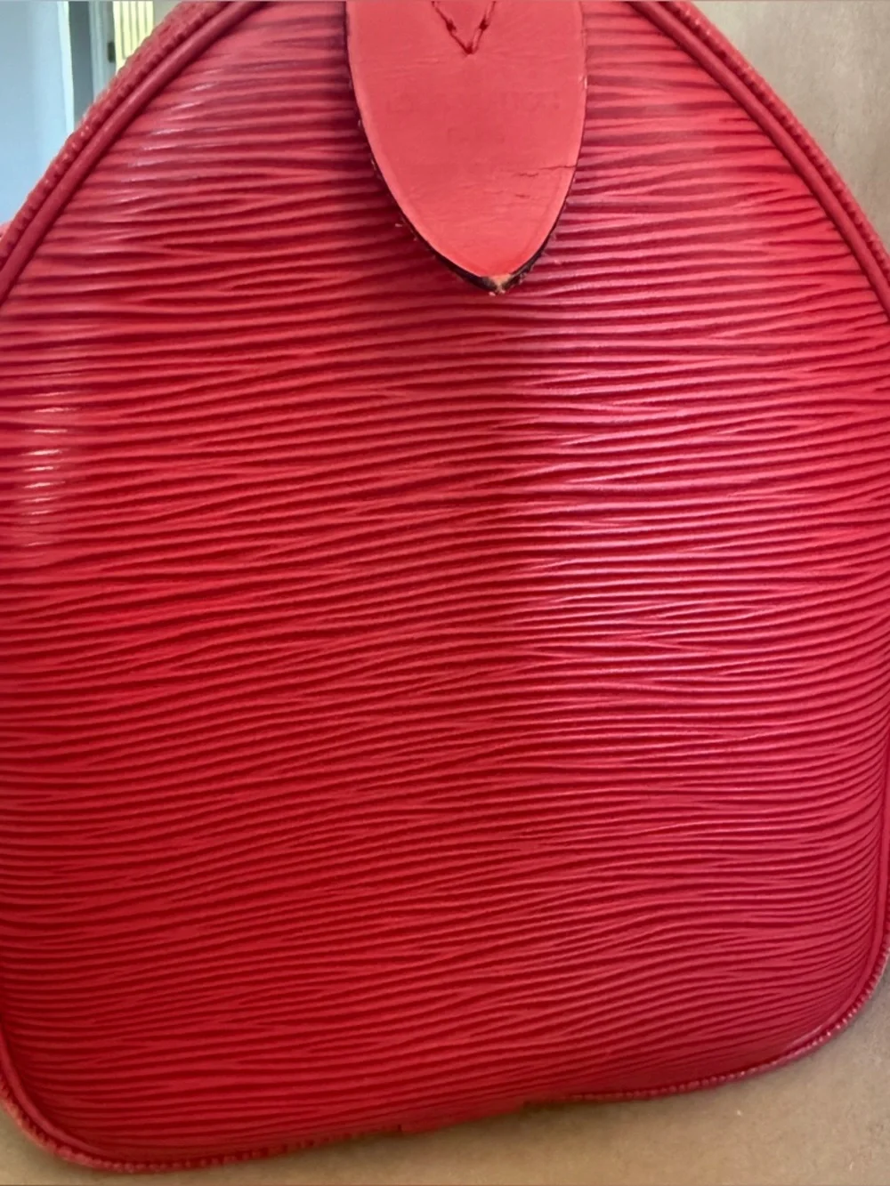 Louis Vuitton Speedy 30 in Épi Leather